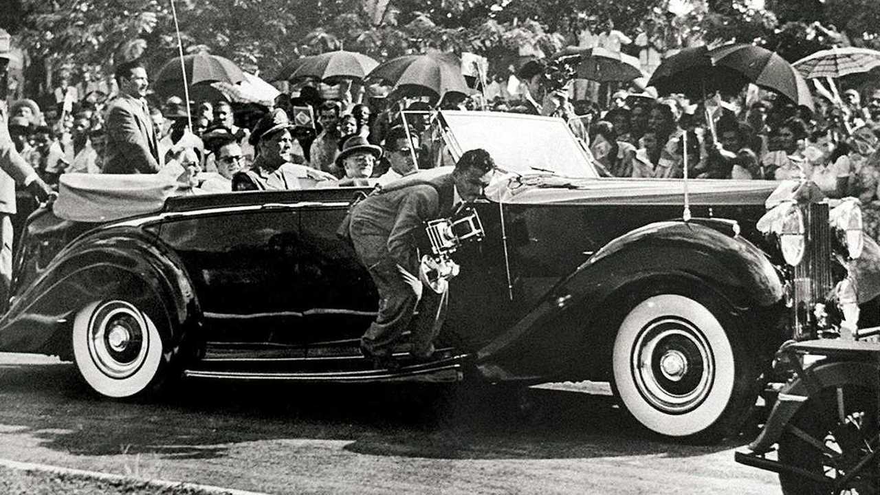O Rolls-Royce novinho em folha em Volta Redonda (1954)