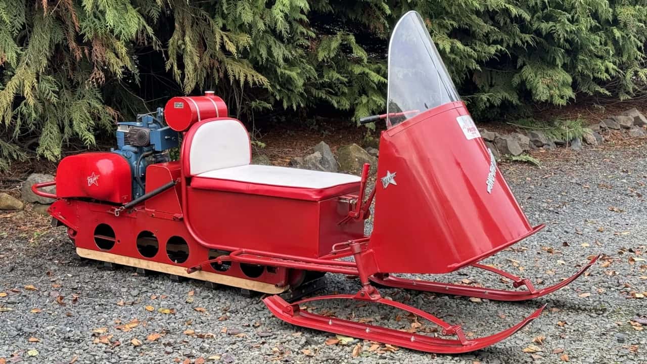 Polaris Sno-Traveler 1964