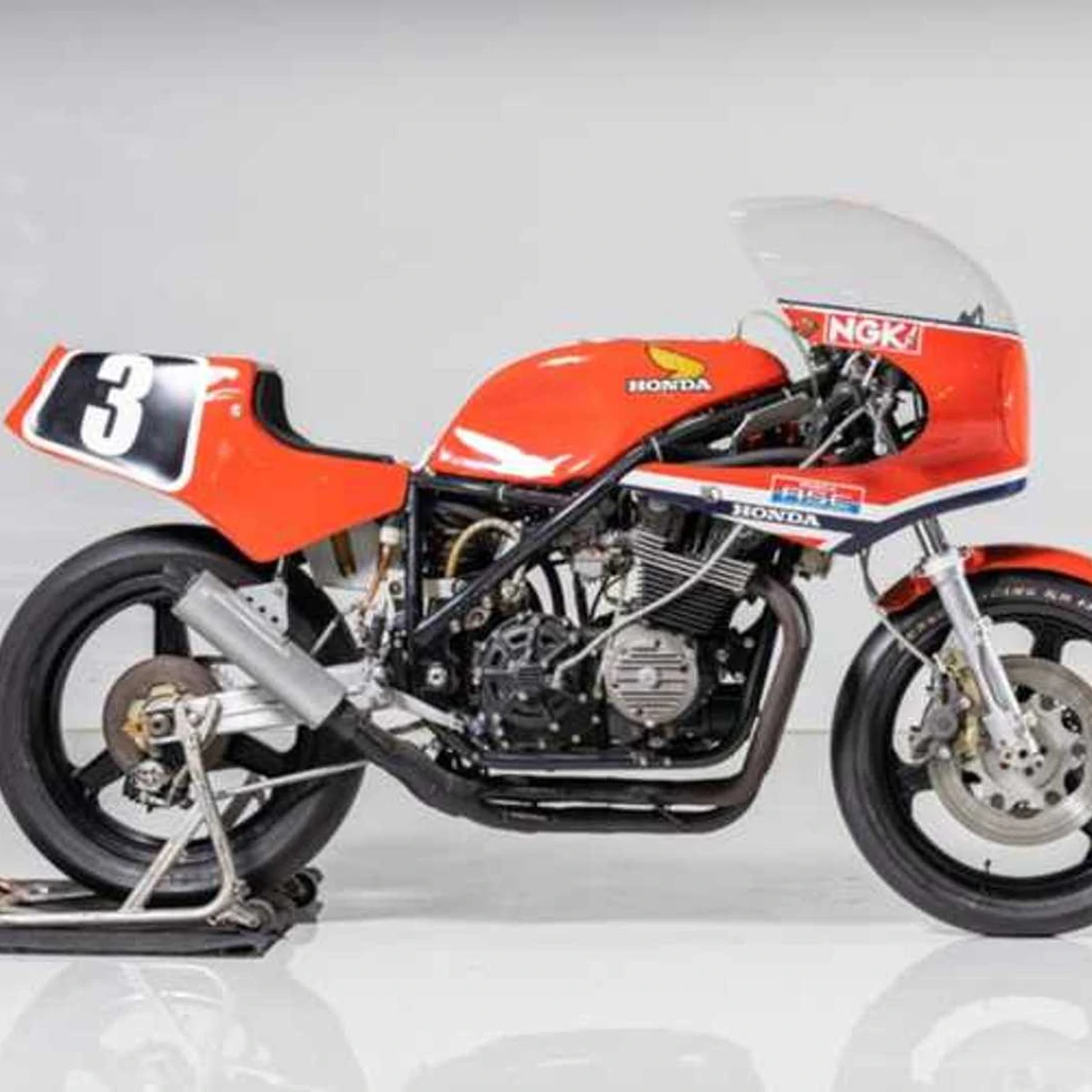 Rare Honda Race Bike Fetches $89K At First-Ever Suzuka 8