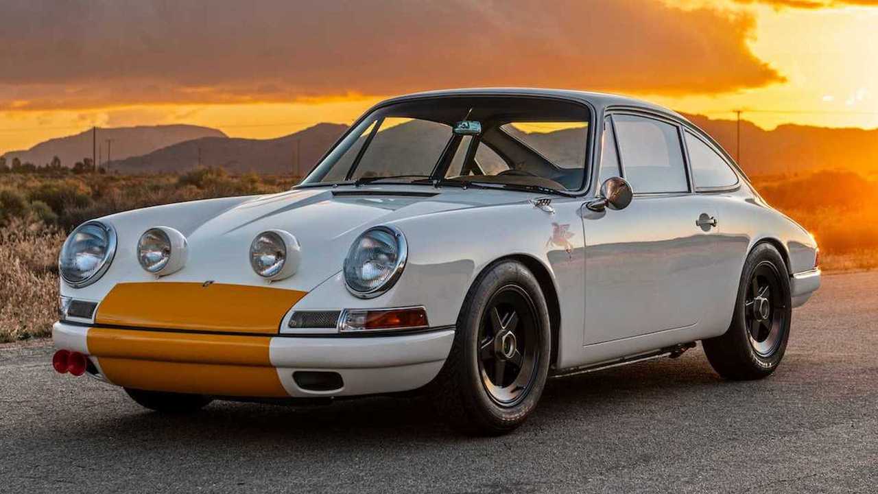 1968 Porsche 911K Outlaw from Emory is restomodding done right