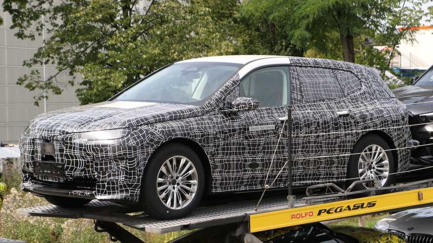 BMW iX5/iNext Shows Production SUV Body For The First Time