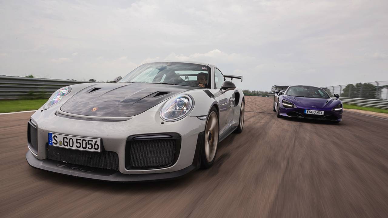 McLaren 720S VS Porsche 911 GT2 RS
