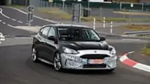 Ford Focus ST Spion Foto