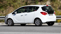 2014 Opel Meriva facelift spy photo 20.6.2013