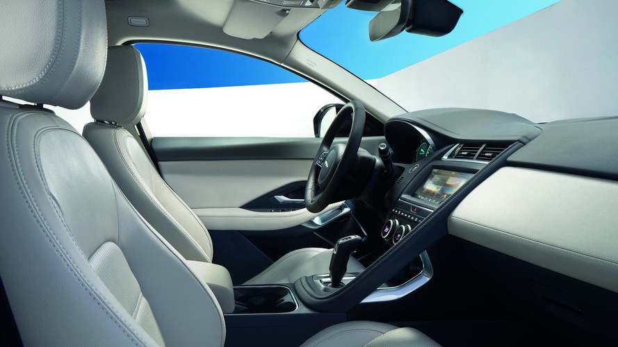 Jaguar_E_Pace_2018