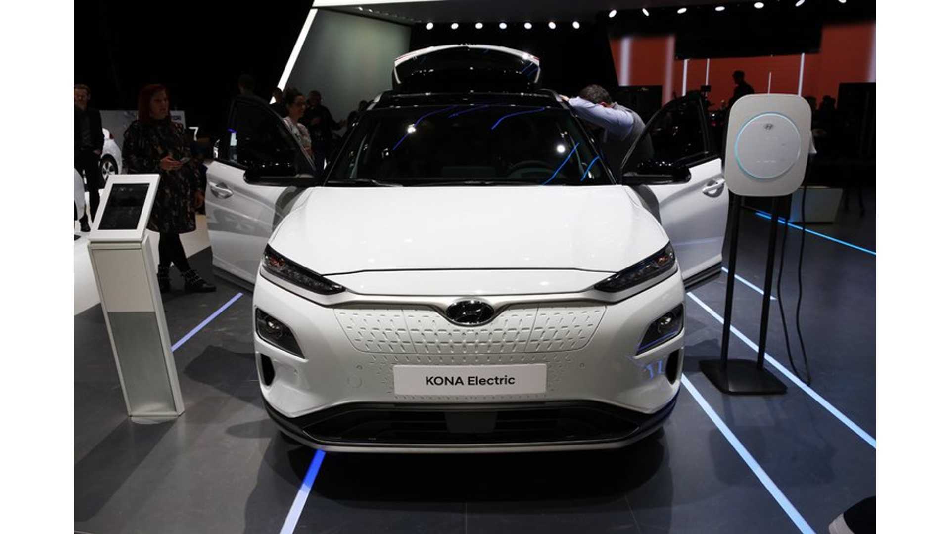 https://cdn.motor1.com/images/mgl/wv0EG/s6/hyundai-kona-electric.jpg