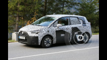 Nuova Opel Meriva, foto spia 