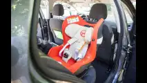 i-Size, nuove regole per i bimbi in auto