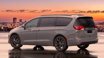 2020 Chrysler Pacifica Red S Edition
