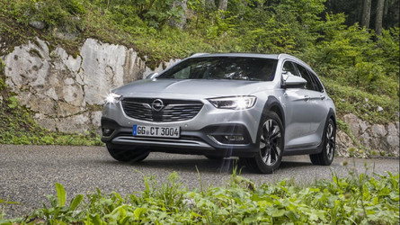2018 Opel/Vauxhall Insignia Country Tourer and Holden Commodore Tourer