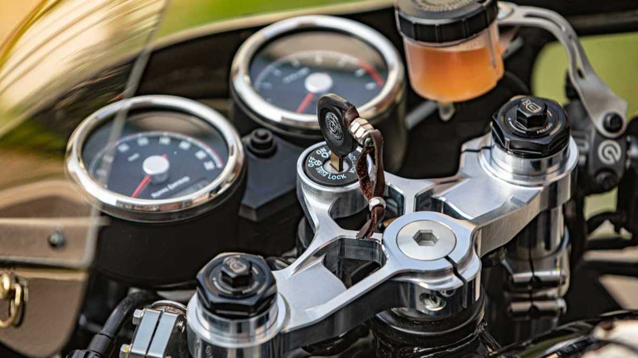 Jake Yang's Continental GT 650 Custom - Gauge Cluster