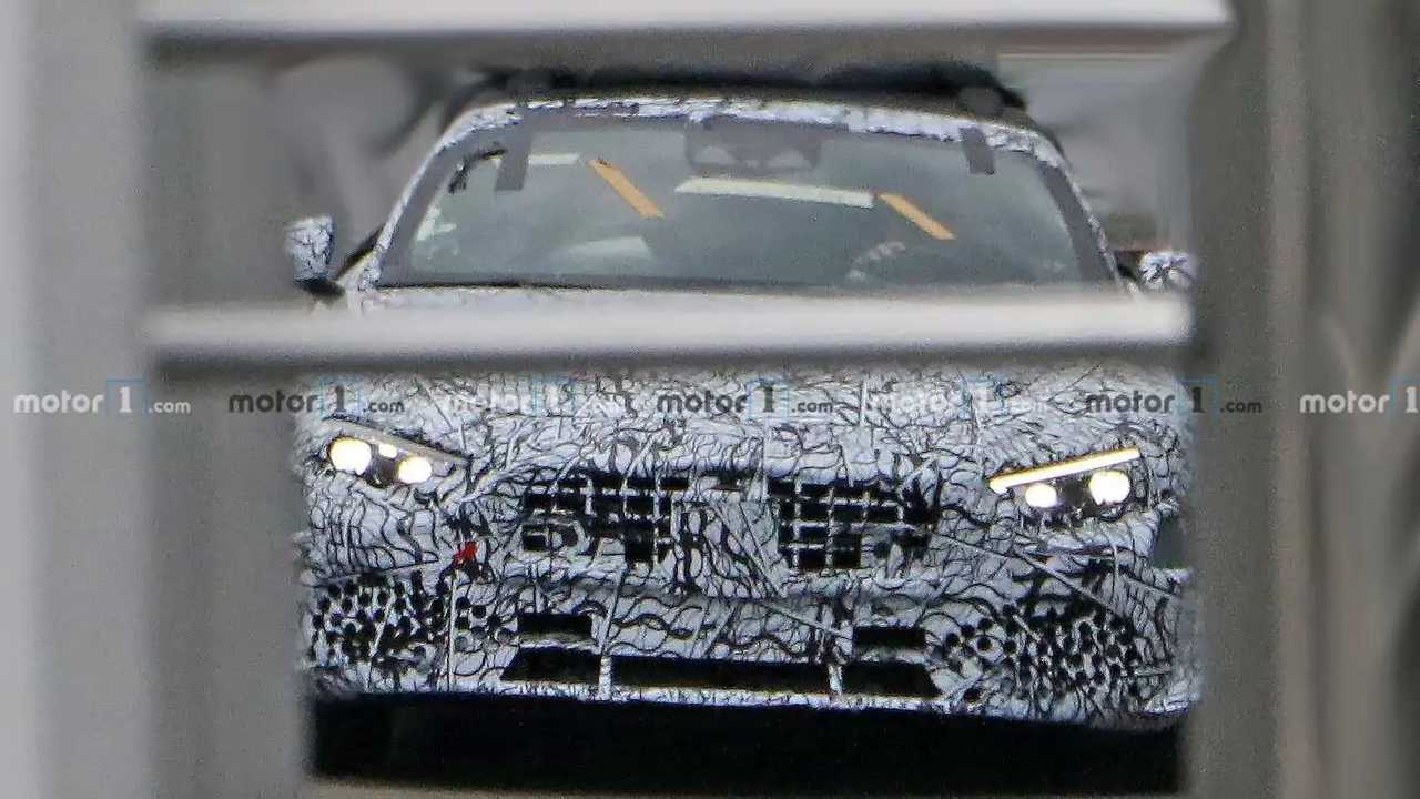 Mercedes SL (2021) auf neuen Erlkönigbildern
