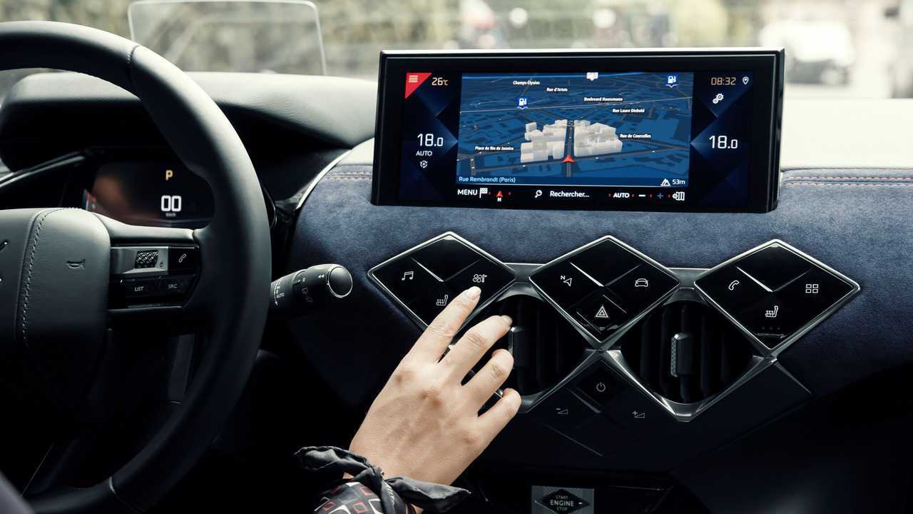 DS 3 Crossback Ines de la Fressange