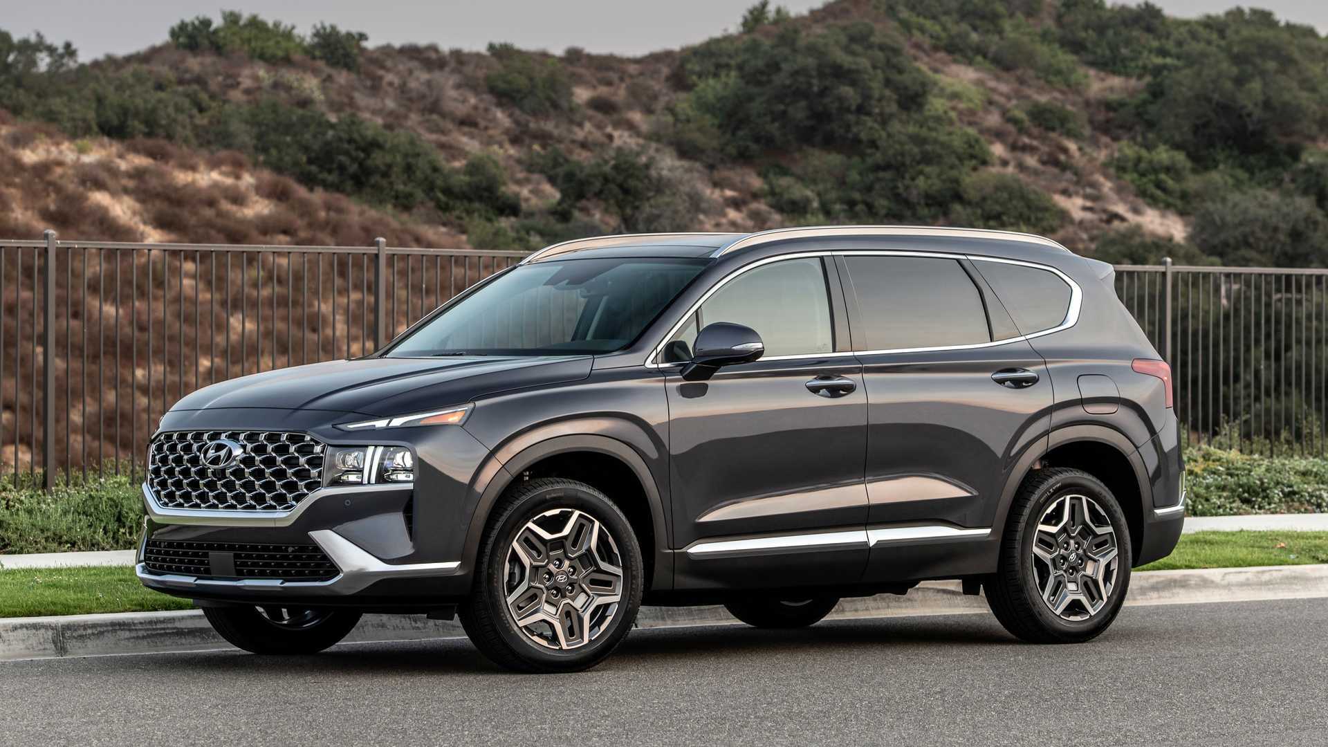 Hyundai Santa Fe Dan Elantra Raih Penghargaan Top Safety Pick