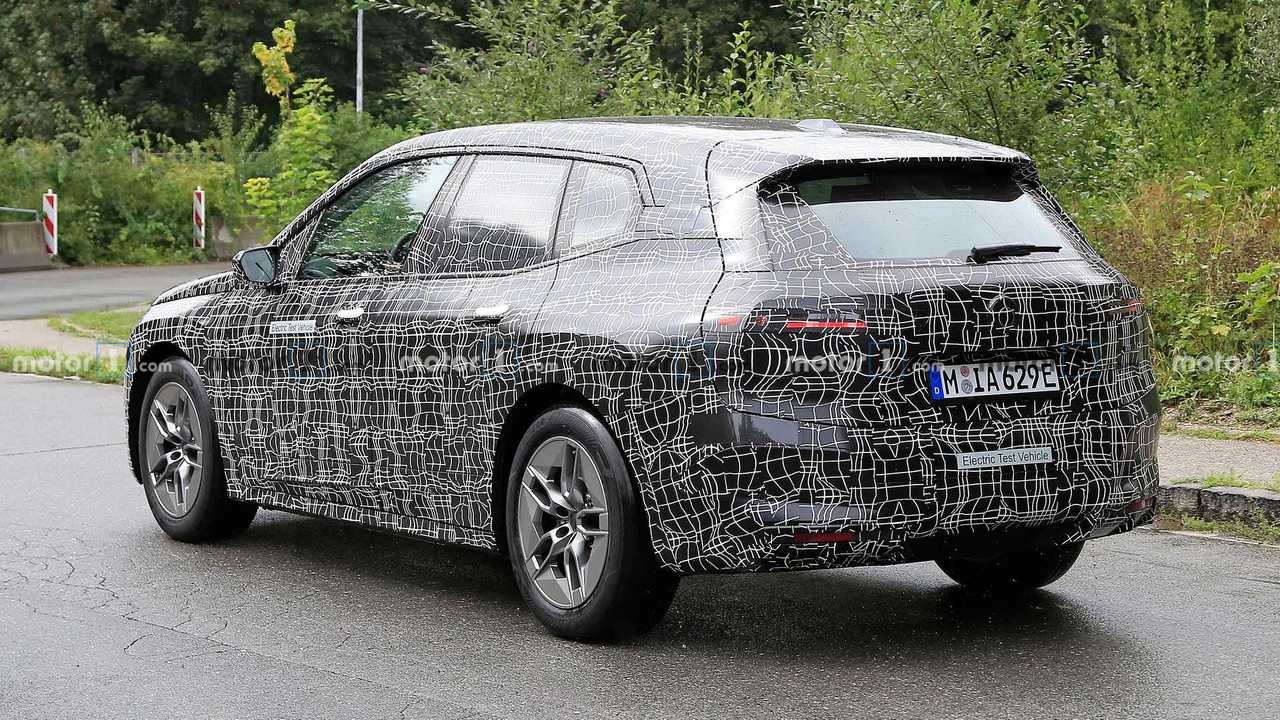 BMW iNext, nuevas fotos espía