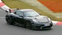 2022 Porsche 718 Cayman GT4 RS spia foto
