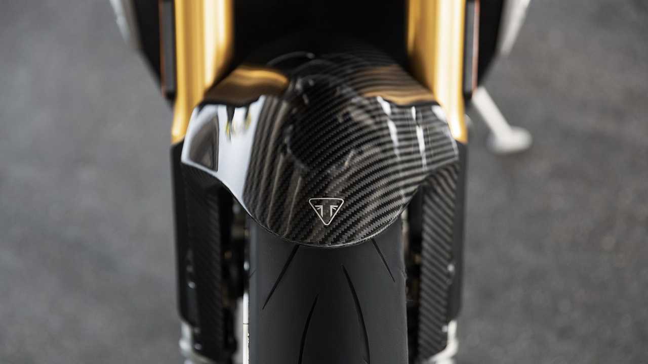 2021 Triumph Speed Triple 1200 RS, Detail, Carbon fender