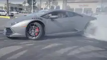 Lamborghini Huracan drifts at dealer