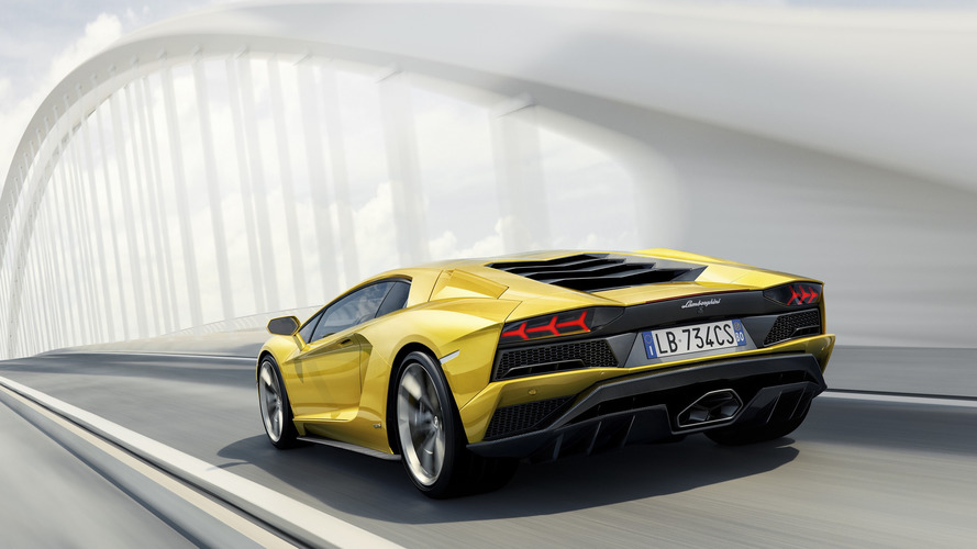2017 Lamborghini Aventador S
