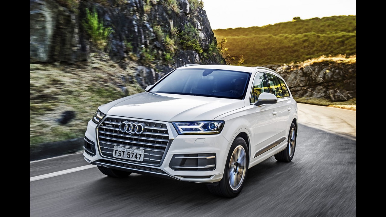 SUVs premium: Discovery Sport e Discovery 4 lideram em janeiro; XC90 avança