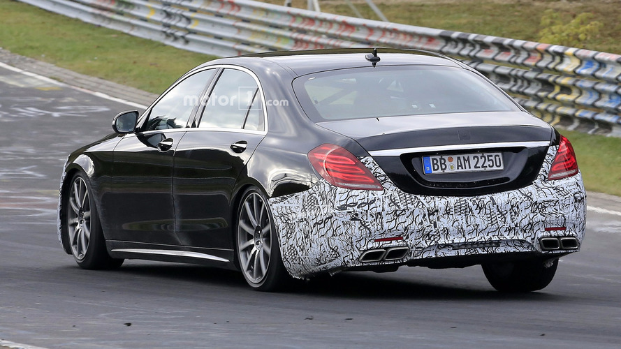 2017 Mercedes-AMG S63 facelift spy photo