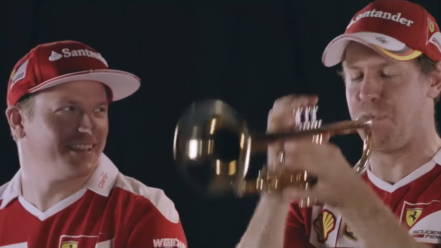 Kimi Raïkkönen et Sebastian Vettel prennent un cours de trompette