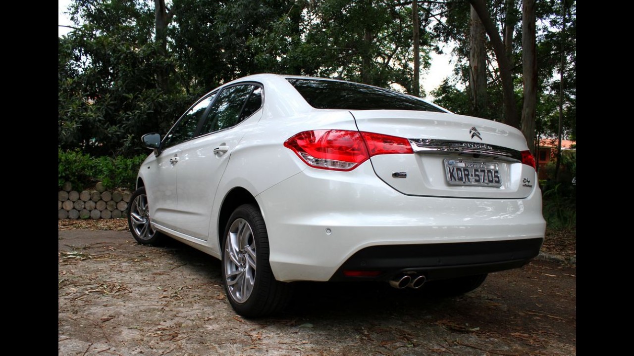 Citroën C4 Lounge vendido na Argentina terá ESP de série em todas as versões