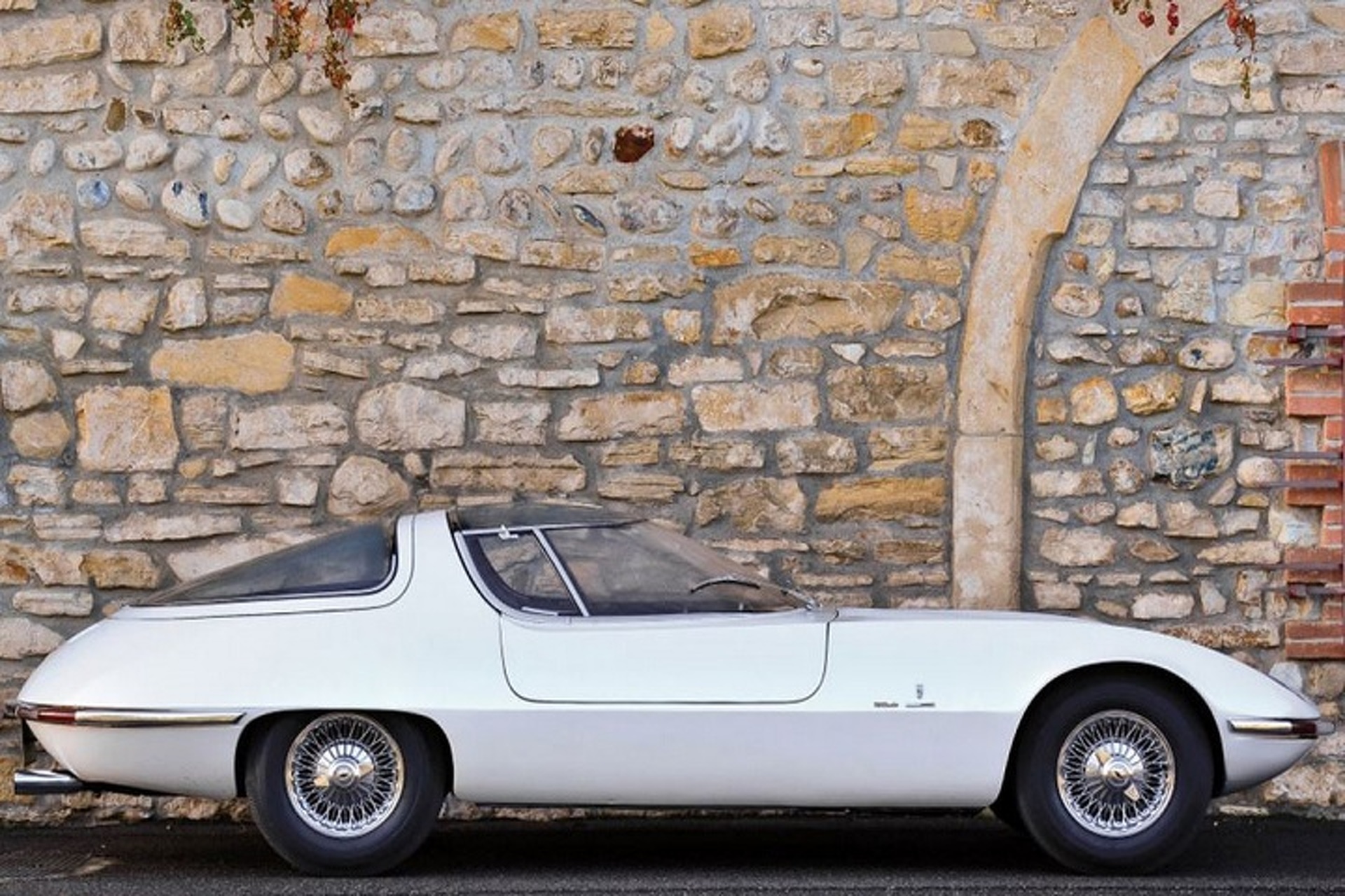 The Uncanny Style of the 1963 Bertone Corvair Testudo