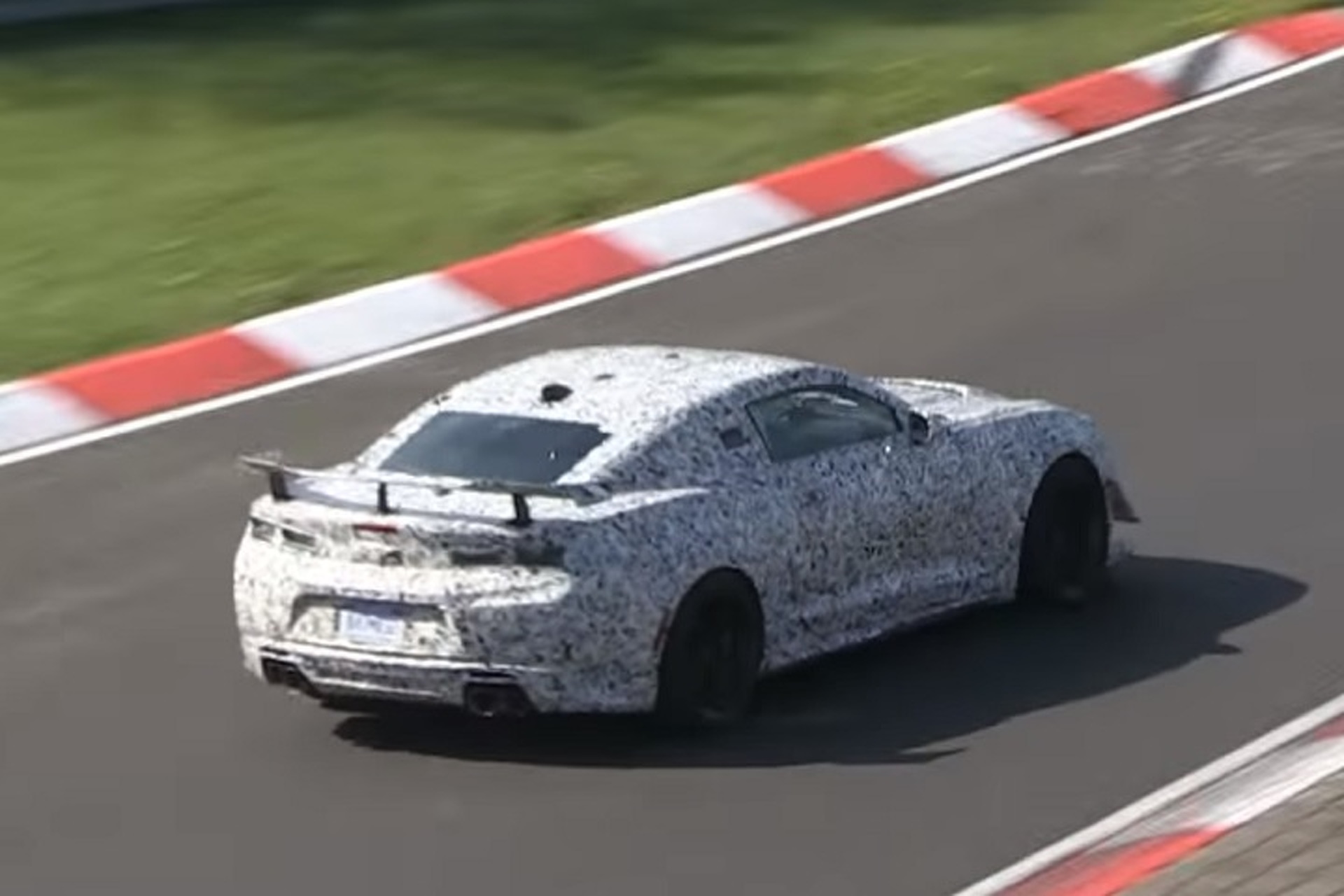 2017 Camaro Z/28 Could Get An Angry 7.0-Liter V8