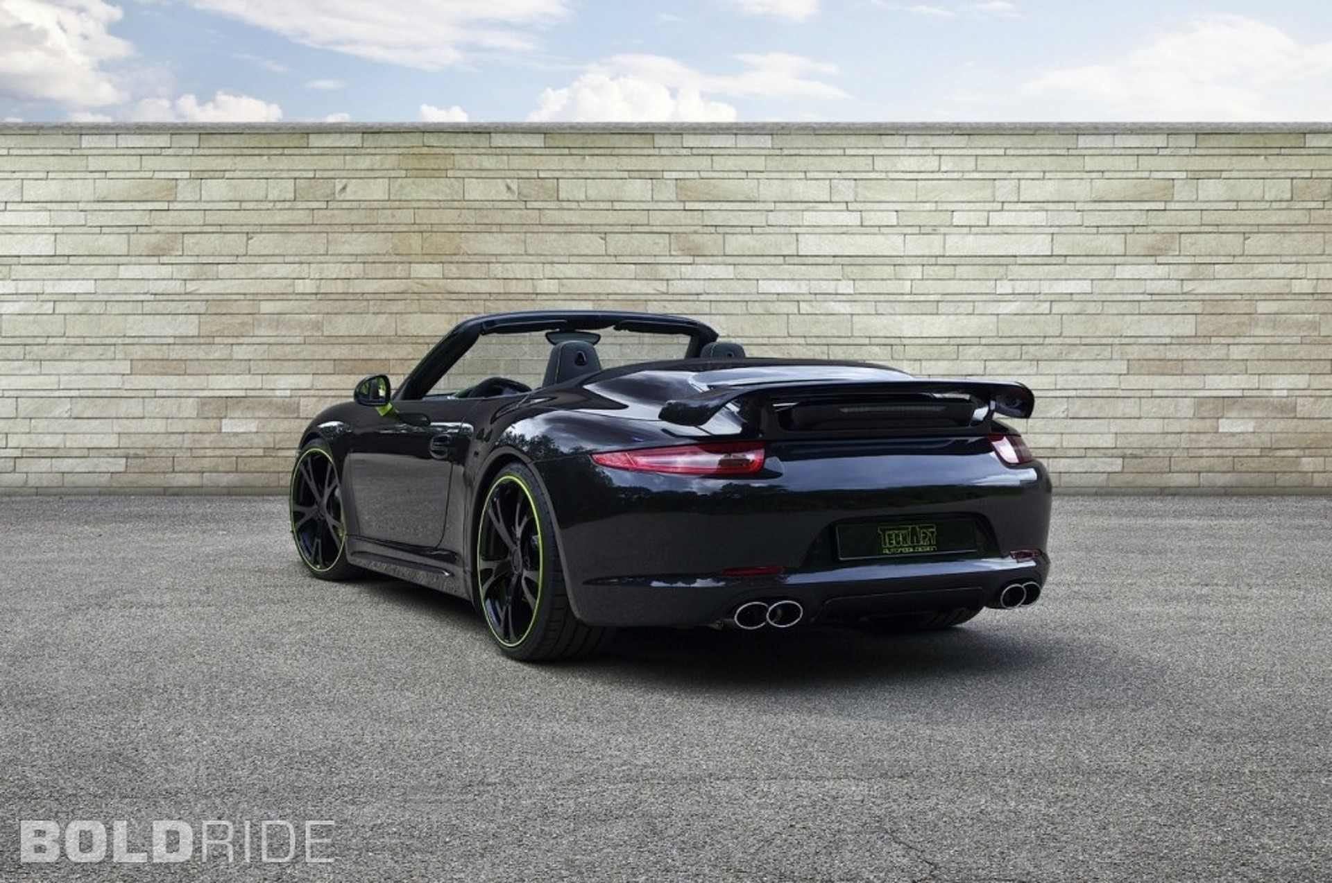 TechArt Porsche 911 Serves Up a Pseudo-Spyder