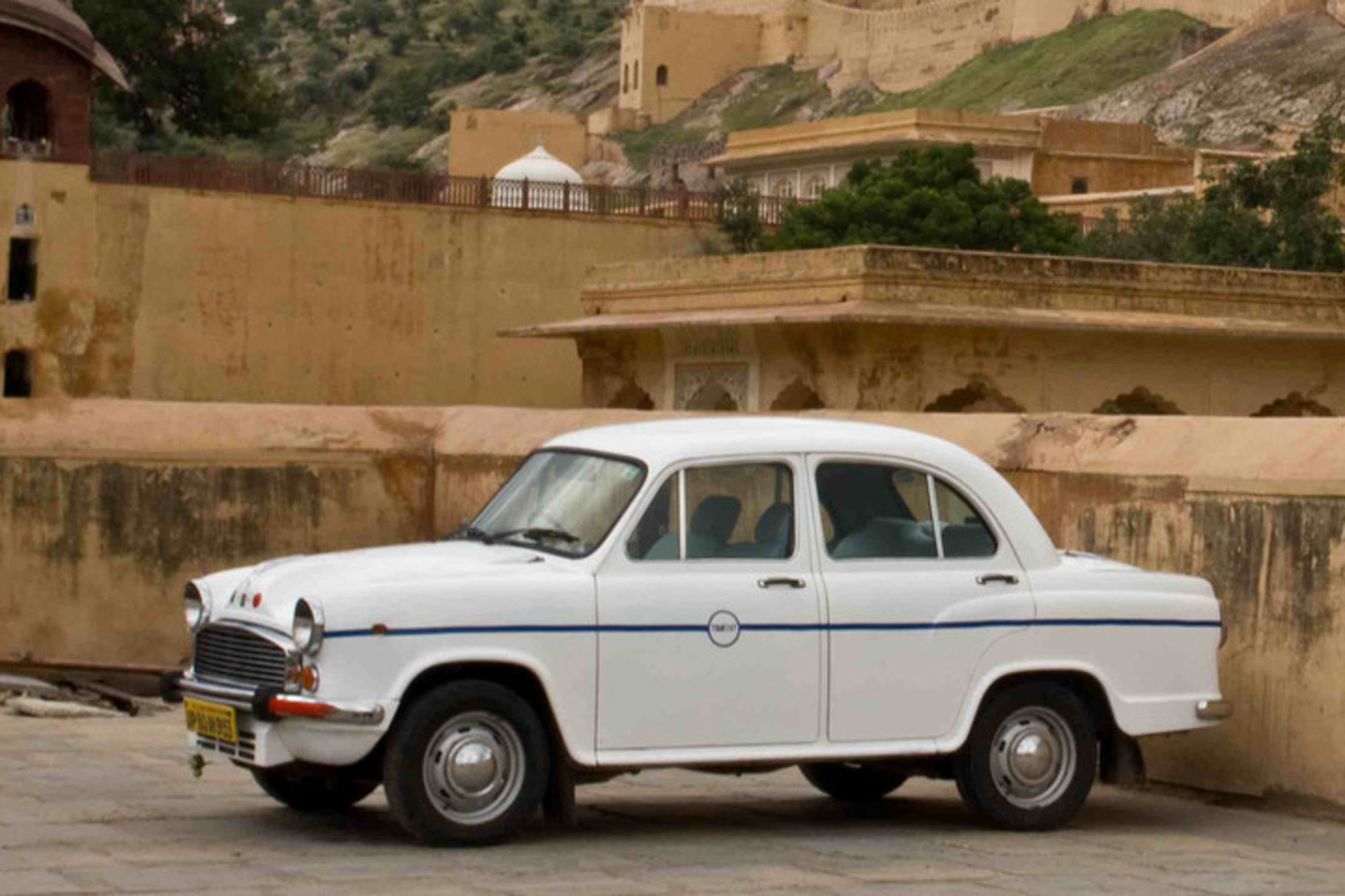Hindustan Ambassador