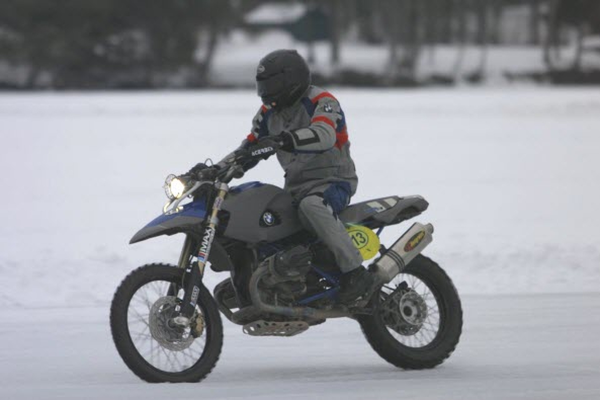 MAX BMW Runs 107 MPH on the Ice