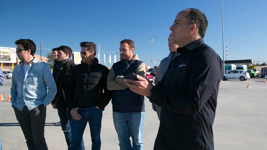 Curso de Conducción y Nuevas Tecnologías BOSCH-Motor1.com España