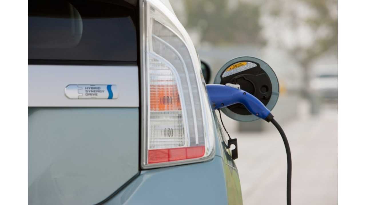 Toyota Prius PHV