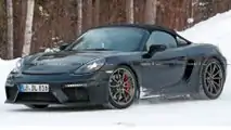 Yeni Porsche 718 Boxster Spyder Karlı Havada Casus Fotoğrafları