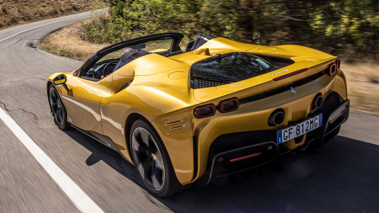 Ferrari SF90 Spider