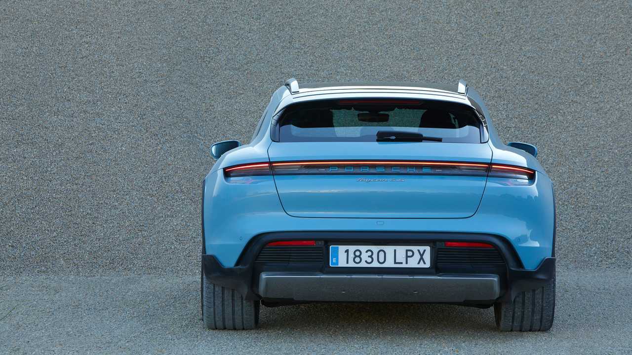 Prueba Porsche Taycan Cross Turismo 2021