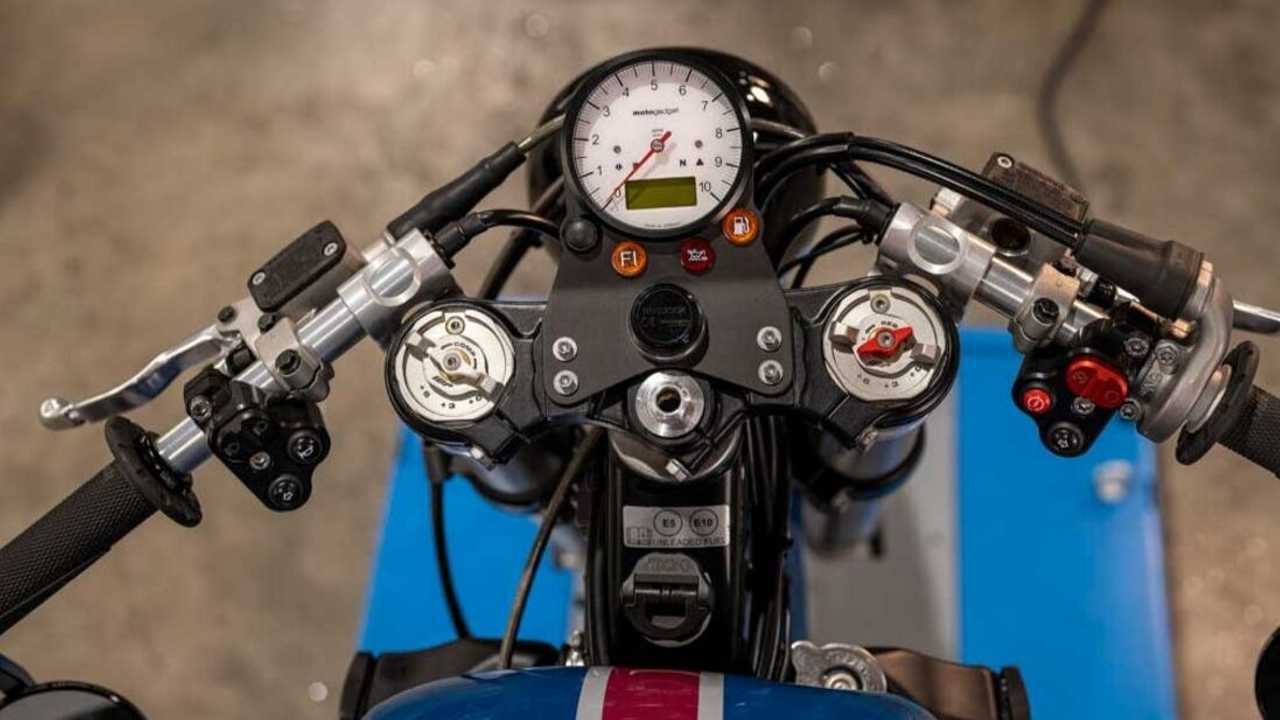 Salt Motorcycles Build KTM 300 EXC