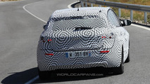 Next-gen Peugeot 308 spy photo 29.8.2012 / Automedia