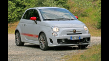 Al volante della Fiat 500 Abarth