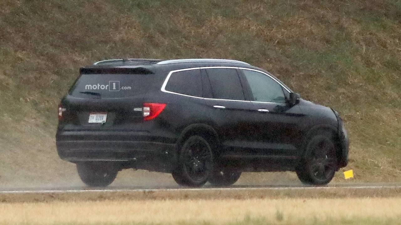 2018 Honda Pilot Spy Photos >> 2019 Honda Pilot Spy Photos Motor1 Com Photos 2018 Honda Pilot Spy Photos >> 2019 Honda Pilot Spy Photos Motor1 Com Photos