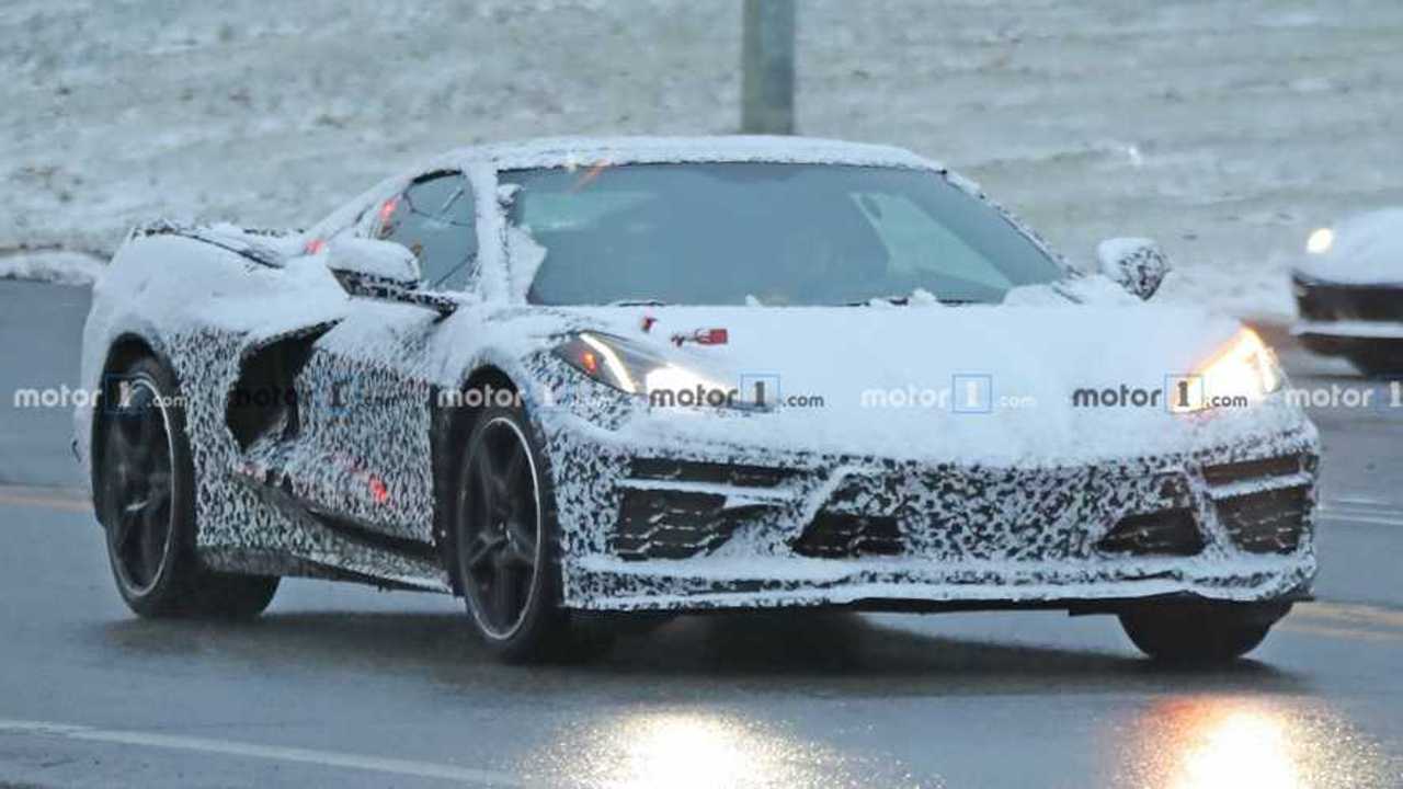 Chevy Corvette Plug-In Hybrid Spy Photos