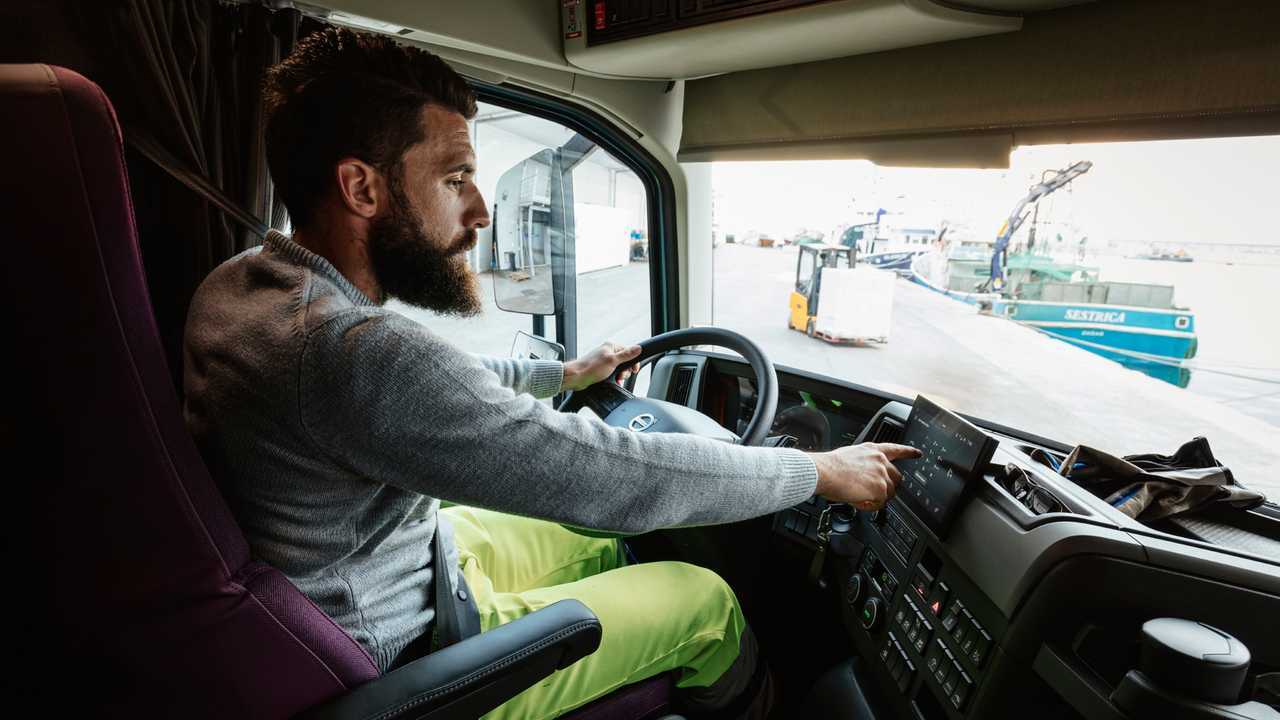 Nuovo Volvo Trucks FM