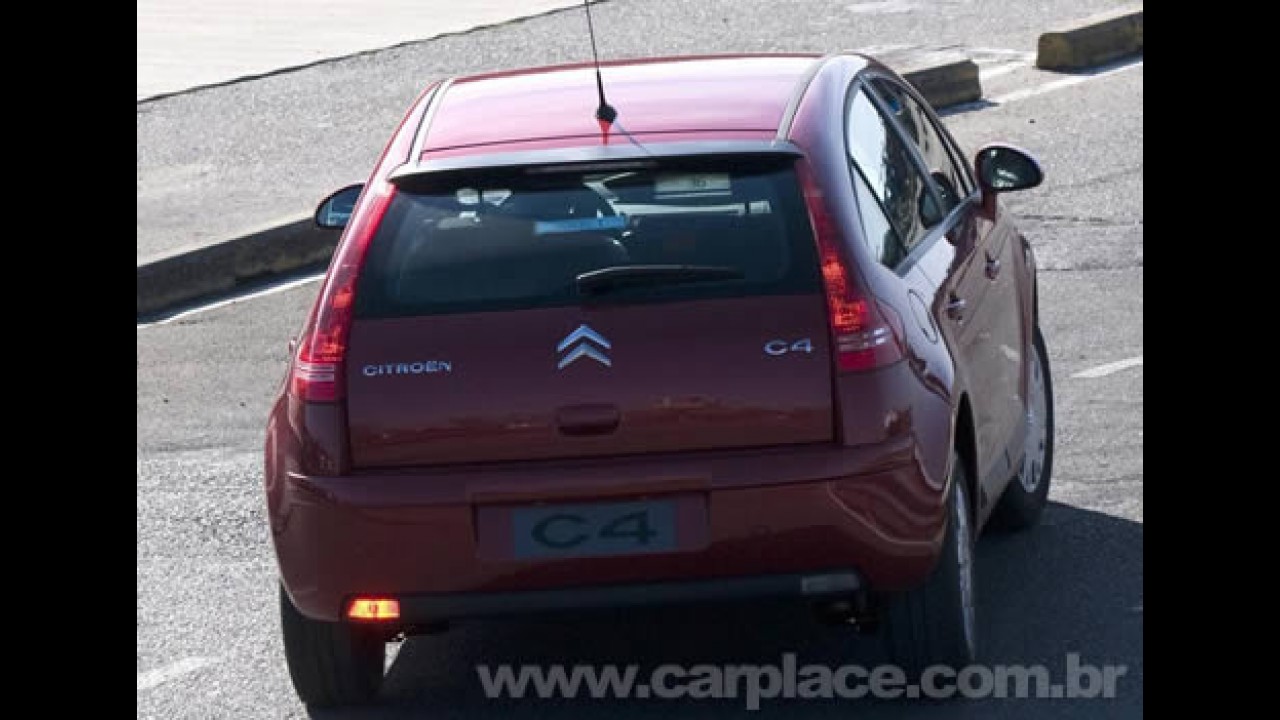 Citröen lança o C4 Hatch na Argentina - Carro chega ao Brasil em março de 2009