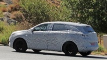 Opel C-Segment CUV Spy Pics