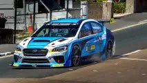 Subaru WRX sahibi olduğu Isle of Man TT tur rekorunu bir kez daha kırdı