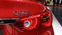 2017 Infiniti Q30S Paris Motor Show