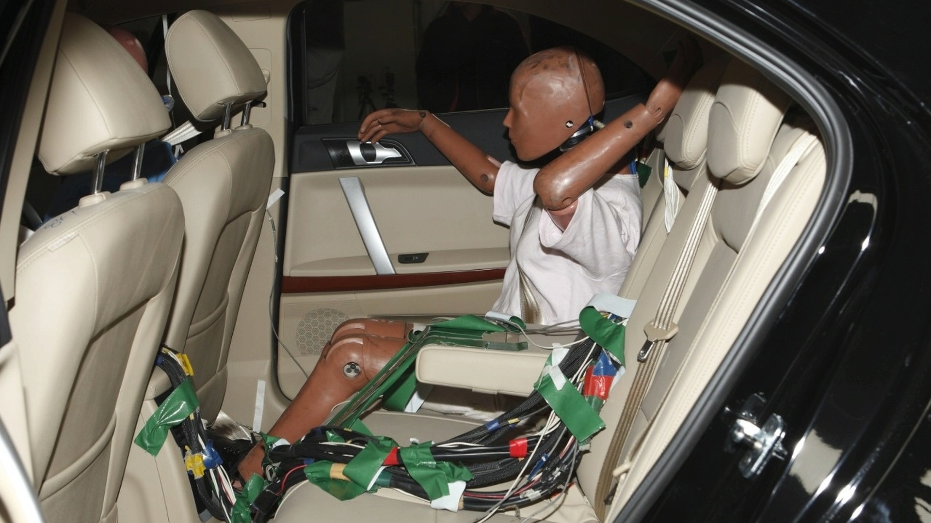 Video Roewe 550 Receives 5 Stars In Chinese Ncap Crash Tests