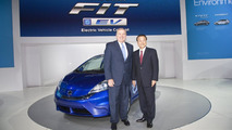 Honda Fit EV Concept live at Los Angeles Auto Show 2010 17.11.2010