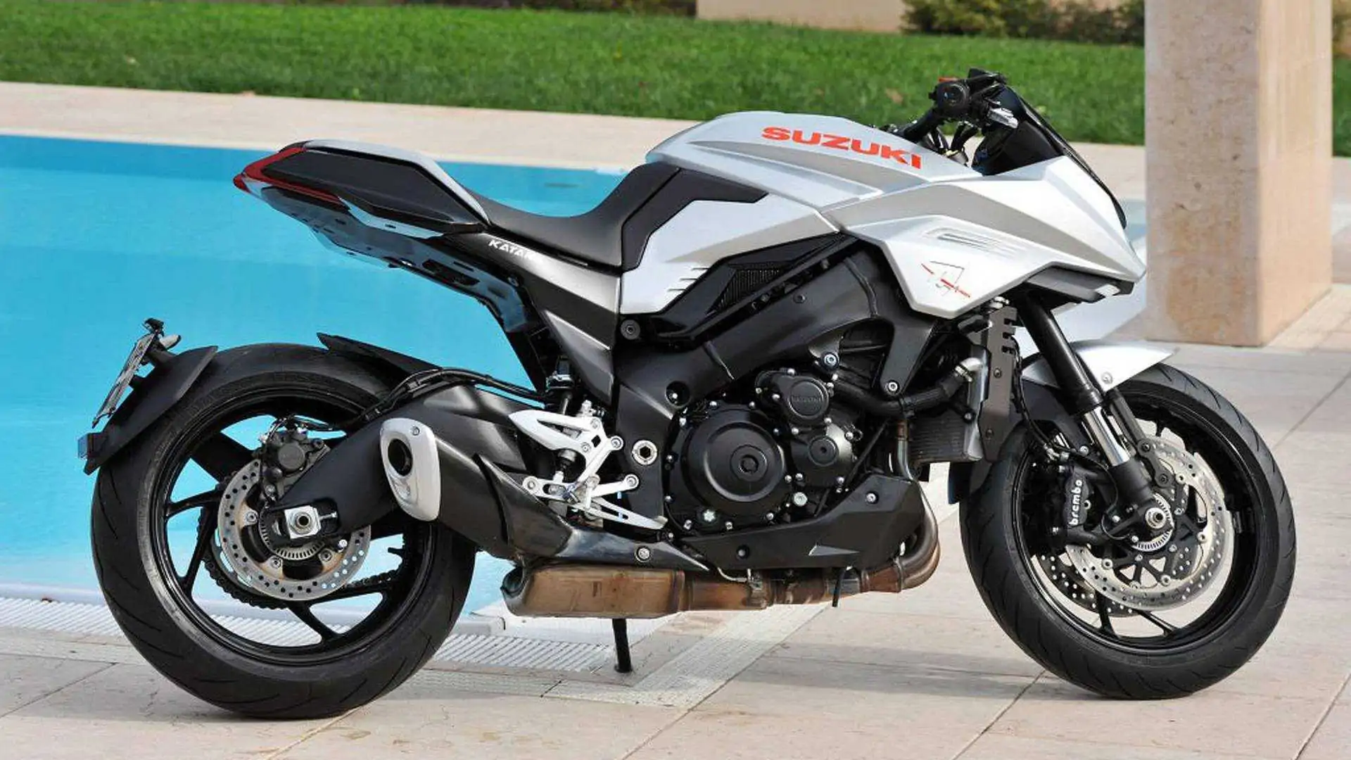 SUZUKI　KATANA400　分割可能！ 初夢SCOOP！！】初代カタナを400で復刻？！「2026年は”ヨンヒャク”の年
